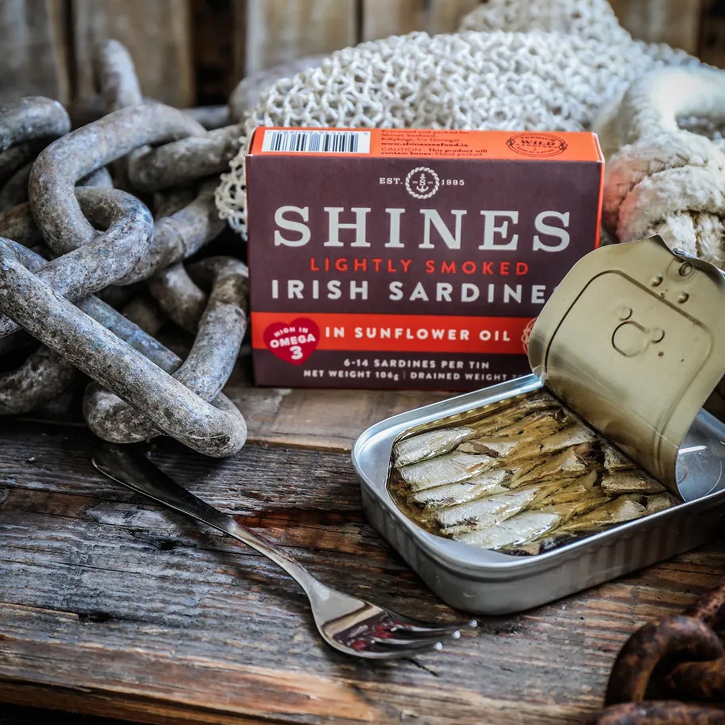 Shines LIGHTLY SMOKED Sardines in Sunflower Oil -106g