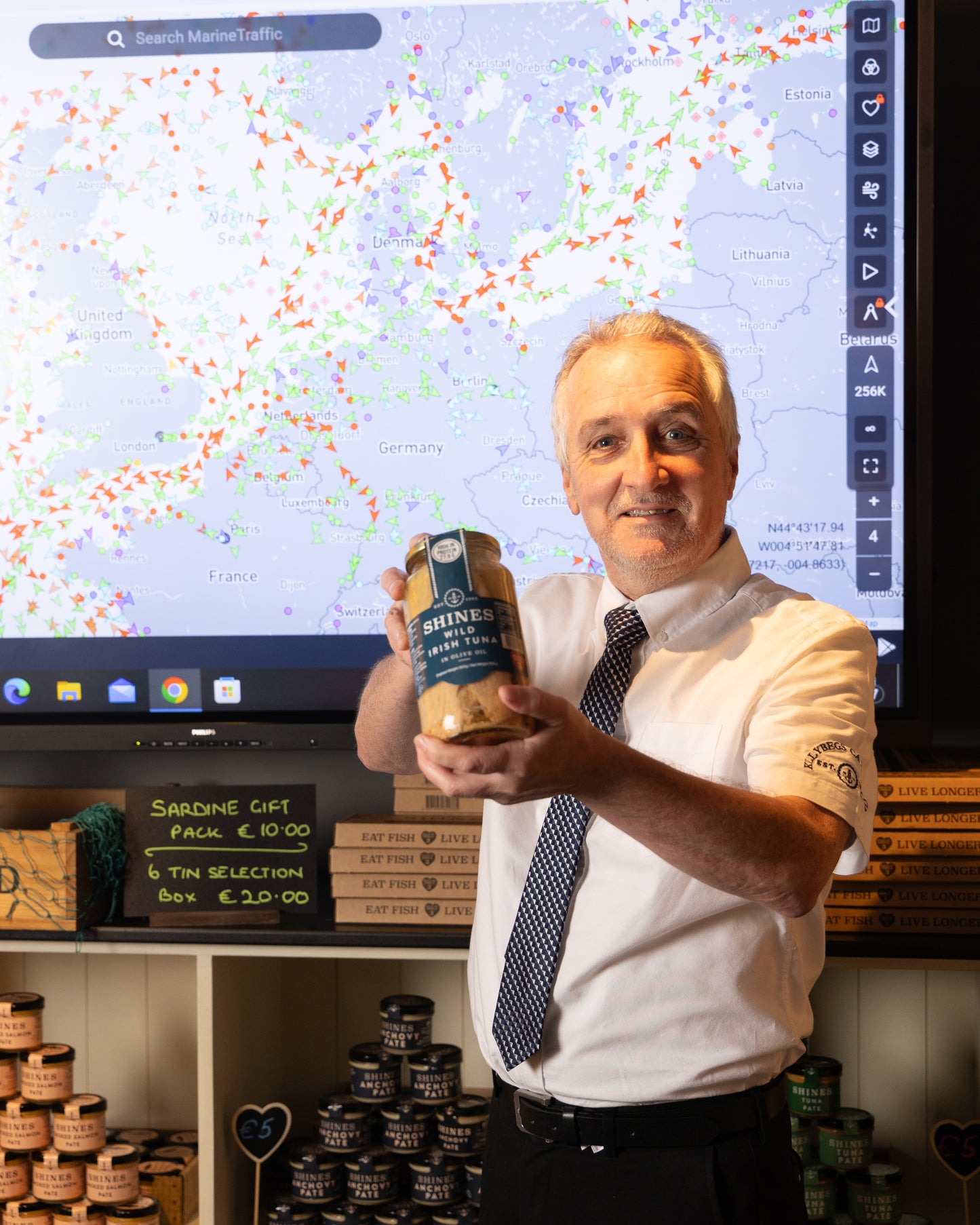 Shines Wild Irish Tuna in Olive Oil - 1kg GLASS JAR